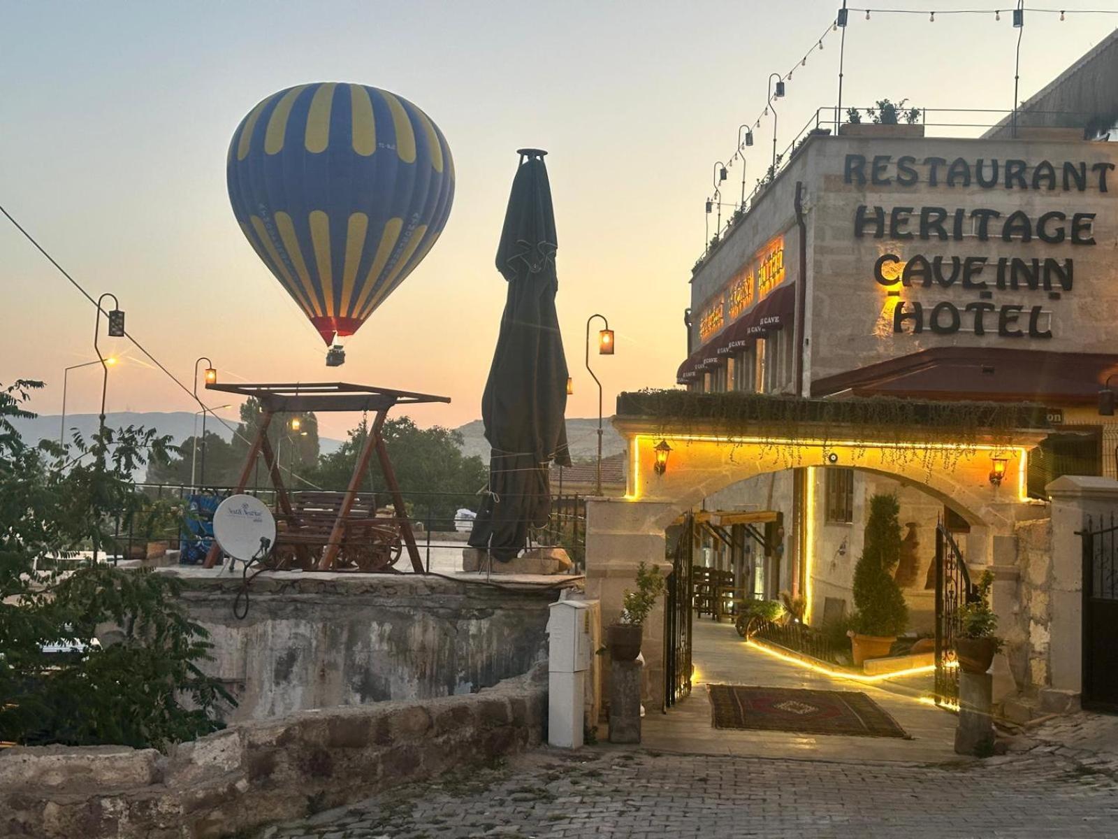 Heritage Cave Inn Hotel 格雷梅 外观 照片