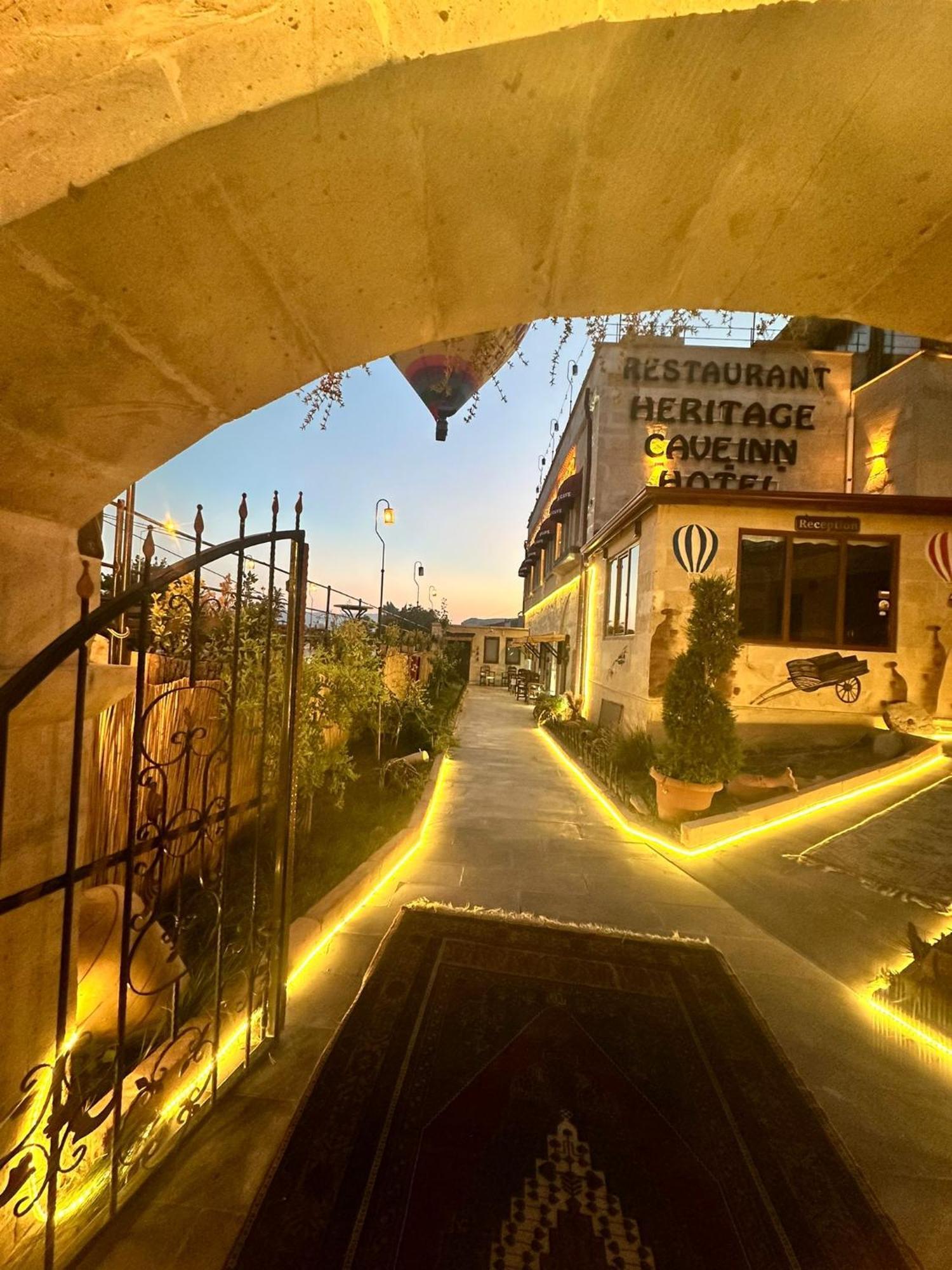 Heritage Cave Inn Hotel 格雷梅 外观 照片